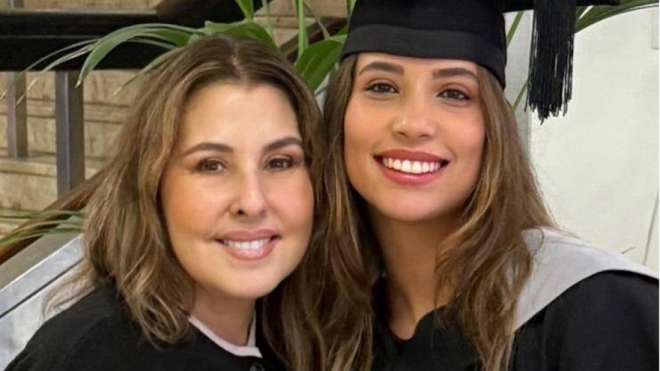 Nilüfer’in gurur günü: Ayşe Nazlı Yumlu mezun oldu