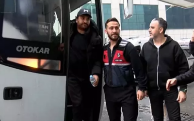 Gözaltına alınan Hasan Can Kaya ve Reynmen’den ilk görüntü